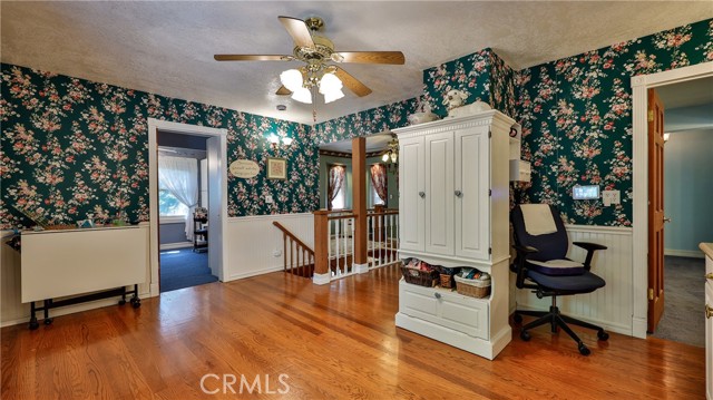 Detail Gallery Image 29 of 50 For 24083 Cresta Dr, Crestline,  CA 92325 - 4 Beds | 2/1 Baths