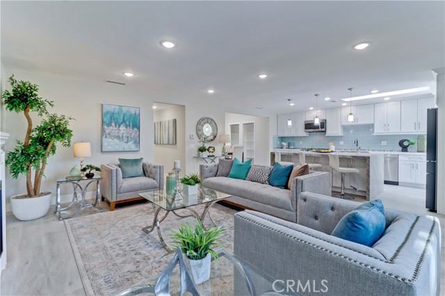 2044 Via Mariposa E #C, Laguna Woods, CA 92637