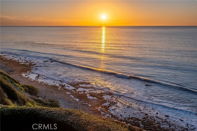 Detail Gallery Image 7 of 75 For 1733 Paseo Del Mar, Palos Verdes Estates,  CA 90274 - 6 Beds | 5/1 Baths
