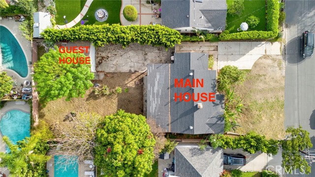 Detail Gallery Image 2 of 40 For 6912 Cedros Ave, Van Nuys,  CA 91405 - 4 Beds | 4 Baths