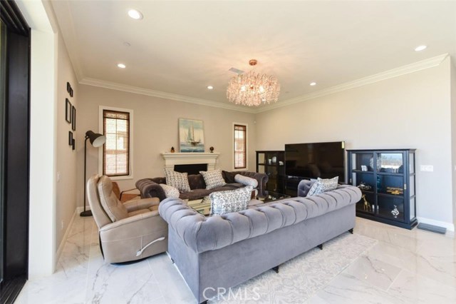 Detail Gallery Image 7 of 43 For 222 Clear Falls, Irvine,  CA 92602 - 5 Beds | 5/1 Baths