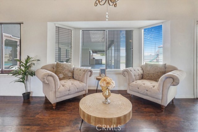 18760 Otomian Road, Apple Valley CA: https://media.crmls.org/medias/841e2b5e-b6b4-44f3-b732-788c5f7c4dc5.jpg