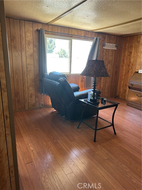 Image 13 of 45 For 721 Sunset Avenue 17