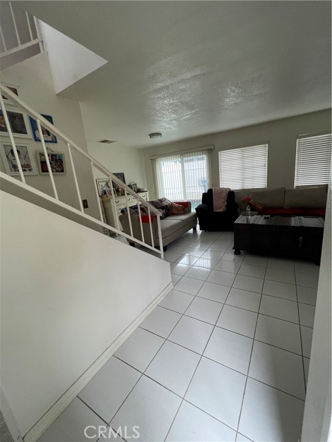 Detail Gallery Image 7 of 21 For 128 Pinetree Dr, Perris,  CA 92571 - 4 Beds | 2/1 Baths