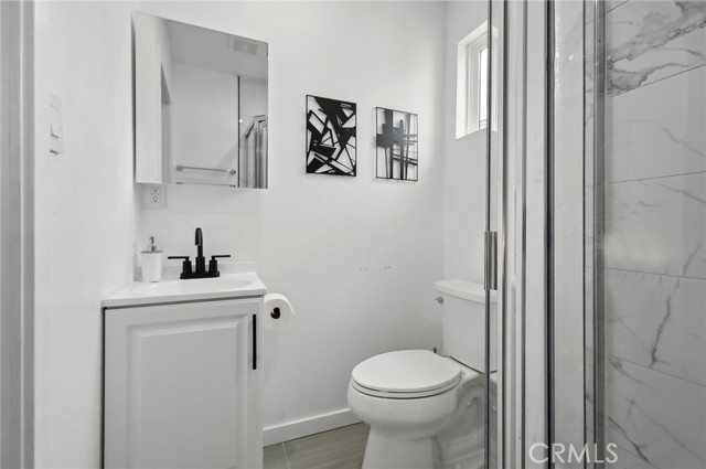 Detail Gallery Image 18 of 28 For 3865 W 132nd St, Hawthorne,  CA 90250 - 3 Beds | 2 Baths