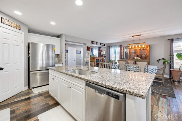 Detail Gallery Image 13 of 40 For 3319 Appalachian, Perris,  CA 92570 - 4 Beds | 2 Baths