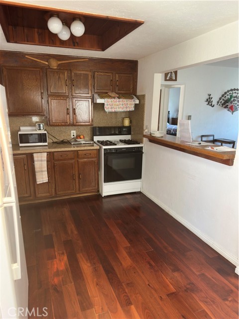 Detail Gallery Image 5 of 29 For 15423 Van Ness, Gardena,  CA 90249 - 2 Beds | 1 Baths