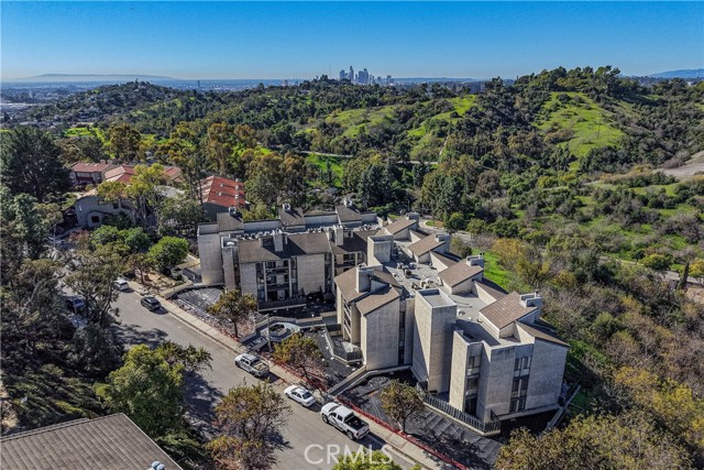 Detail Gallery Image 47 of 56 For 4239 via Arbolada #303,  Los Angeles,  CA 90042 - 2 Beds | 2 Baths