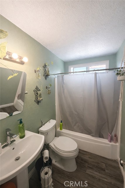 Detail Gallery Image 6 of 9 For 16464 Orange, Hesperia,  CA 92345 - 2 Beds | 1 Baths