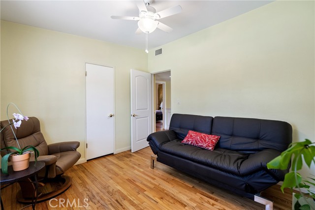 1002 Par Avenue, Paso Robles CA: https://media.crmls.org/medias/8420b91f-4eaa-452c-9105-899d776b836b.jpg