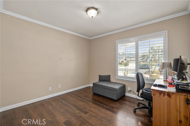 Detail Gallery Image 13 of 27 For 15691 Montgomery, Fontana,  CA 92336 - 3 Beds | 2 Baths