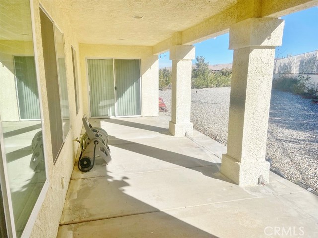 57281 Titian Court, Yucca Valley CA: https://media.crmls.org/medias/84214cd7-75ab-4d9f-81e0-d020a0cc9b22.jpg