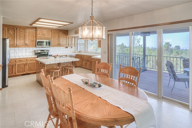 Detail Gallery Image 11 of 74 For 5 Hill Dr, Oroville,  CA 95966 - 3 Beds | 3 Baths