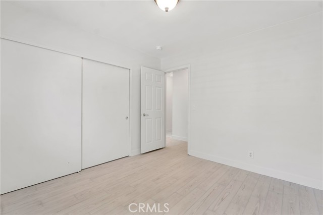 221 Acacia Lane, Newbury Park CA: https://media.crmls.org/medias/8422548e-0ef1-4f87-b483-29e99ebf597b.jpg