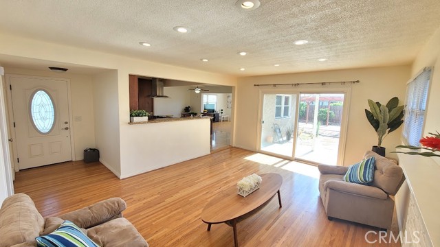 555 S La Serena Drive, Covina, CA, 91723 555 S La Serena Drive, Covina, CA, 91723