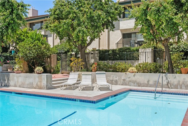 Detail Gallery Image 38 of 40 For 7137 Shoup Ave #34,  West Hills,  CA 91307 - 2 Beds | 2/1 Baths