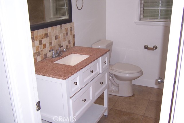 Detail Gallery Image 12 of 15 For 3008 Serrano Rd, San Bernardino,  CA 92405 - 2 Beds | 1 Baths