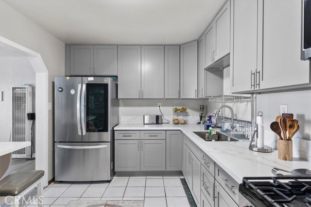3350 Jennie Street, Jurupa Valley CA: https://media.crmls.org/medias/84233244-3eb8-4187-967a-a0f7997c1405.jpg