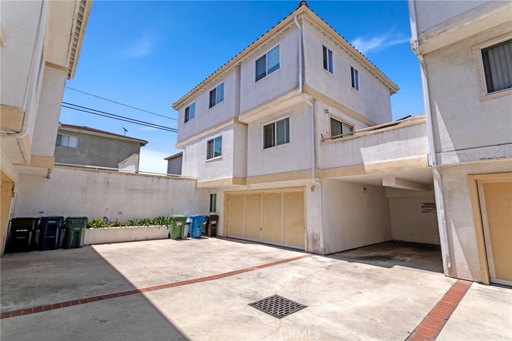 3918 W 118th Place #8