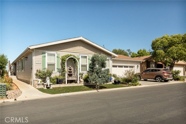 10961 Desert Lawn Dr #303, Calimesa CA: https://media.crmls.org/medias/8423e845-d44d-448d-9dca-05bc96fb2da0.jpg