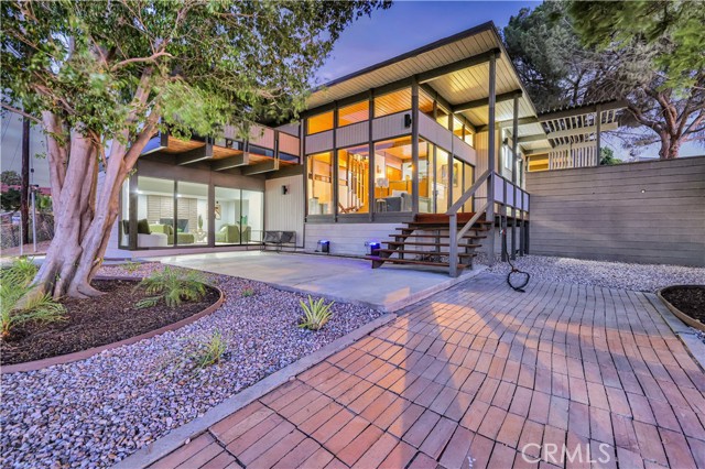 20289 Westpoint Drive, Riverside CA: https://media.crmls.org/medias/84250b9d-ae6e-49a7-b0fb-94b91fe5cdca.jpg