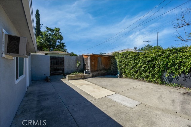 Detail Gallery Image 13 of 16 For 911 W 10th, Corona,  CA 92882 - 3 Beds | 1 Baths