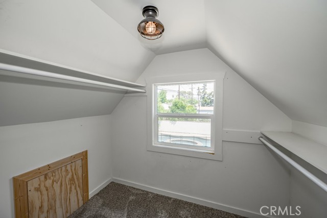 1219 N Lincoln Street, Burbank CA: https://media.crmls.org/medias/8425e8cd-5b44-4ece-8a8a-95980b52739d.jpg