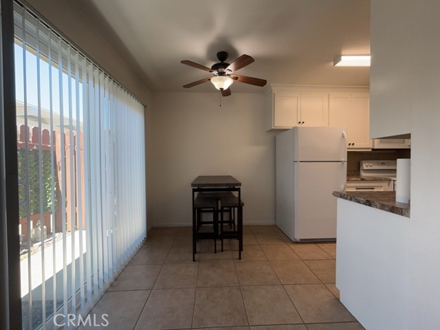 Image 4 of 14 For 4723 Jackson Street 36