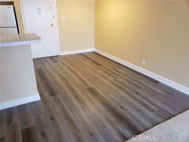 5585 E Pacific Coast, Long Beach CA: https://media.crmls.org/medias/84276ac0-947e-4da4-9673-b6a7f176e411.jpg