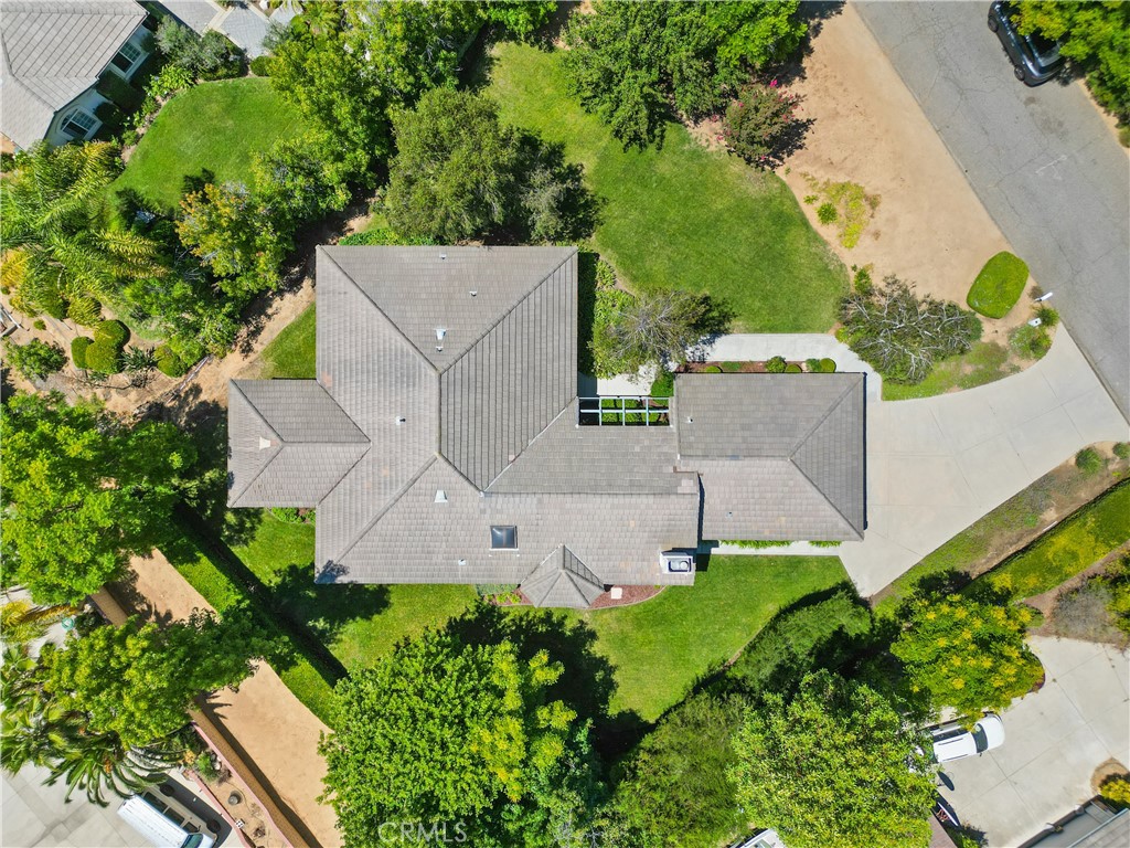 https://media.crmls.org/medias/8427acab-21ca-4344-8e39-0486a589f460.jpg?preset=X-Large