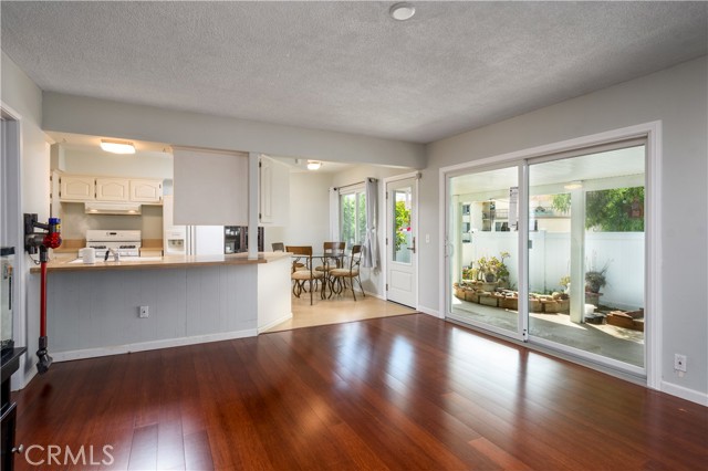 Detail Gallery Image 10 of 27 For 921 Concourse St, La Habra,  CA 90631 - 4 Beds | 2 Baths