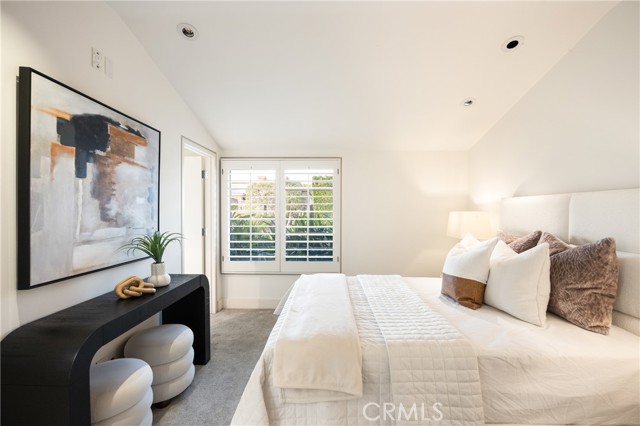 1535 Dolphin Terrace, Corona del Mar CA: https://media.crmls.org/medias/8428f56c-2f63-4bfc-a9d4-31c7e692baab.jpg