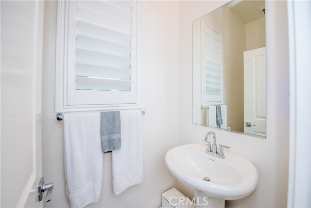 Detail Gallery Image 15 of 45 For 4460 S Forsyth Paseo, Ontario,  CA 91762 - 3 Beds | 2/1 Baths