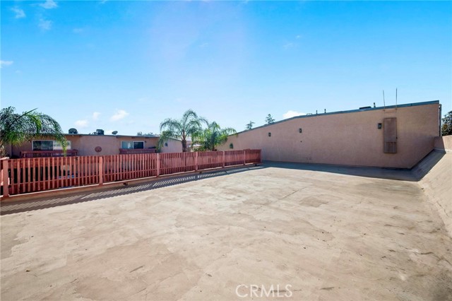 Detail Gallery Image 18 of 22 For 7924 Woodman Ave #78,  Panorama City,  CA 91402 - 2 Beds | 2 Baths