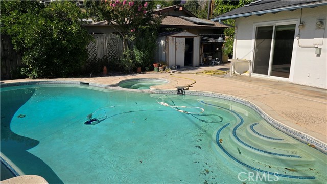 Detail Gallery Image 33 of 37 For 3930 Ironwood St, San Bernardino,  CA 92404 - 3 Beds | 2/1 Baths