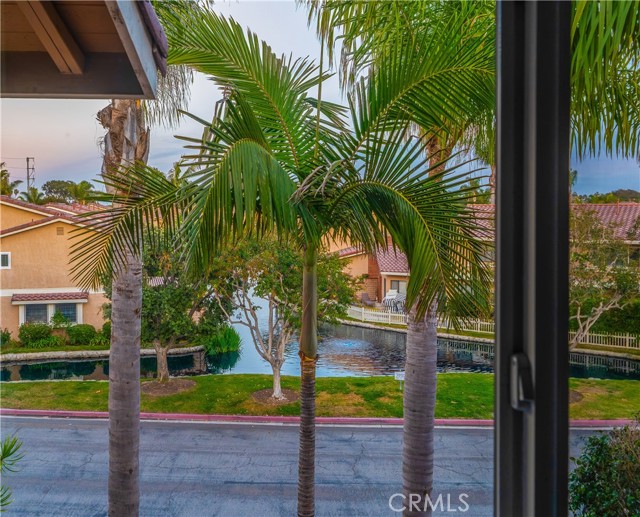 Detail Gallery Image 13 of 31 For 21066 Poolside, Huntington Beach,  CA 92648 - 2 Beds | 2/1 Baths