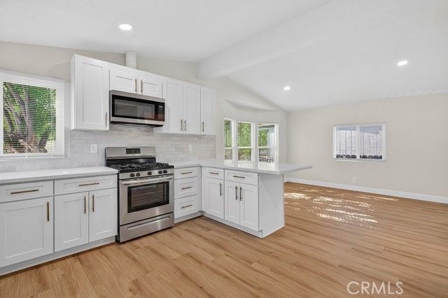 Detail Gallery Image 9 of 25 For 10320 Wrangler, Corona,  CA 92883 - 3 Beds | 2 Baths