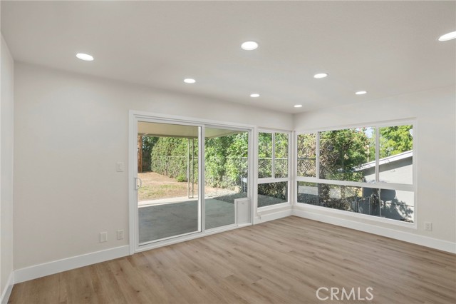 Detail Gallery Image 10 of 26 For 2192 Adrienne, Corona,  CA 92882 - 3 Beds | 2 Baths