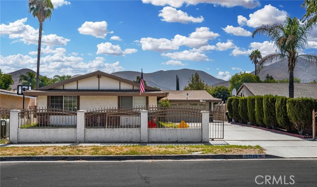 Detail Gallery Image 1 of 1 For 13188 Waverly Ave, Corona,  CA 92879 - 4 Beds | 2 Baths