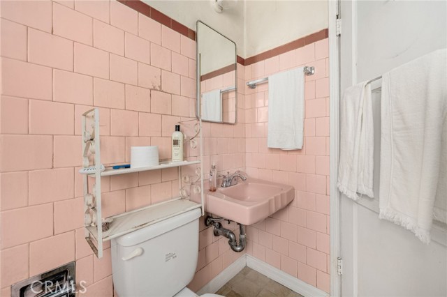 Detail Gallery Image 11 of 35 For 2553 E 219th Pl, Carson,  CA 90810 - 2 Beds | 1 Baths