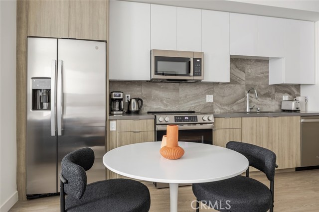 Detail Gallery Image 13 of 19 For 511 S Harbor #521,  San Pedro,  CA 90731 - 1 Beds | 1 Baths