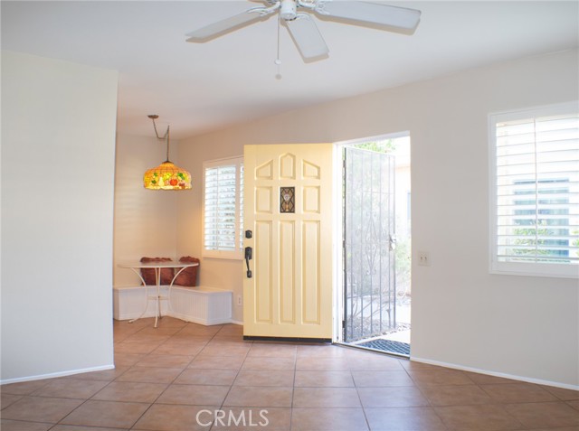 Detail Gallery Image 5 of 32 For 760 E Cottonwood Rd #4,  Palm Springs,  CA 92262 - 2 Beds | 2 Baths