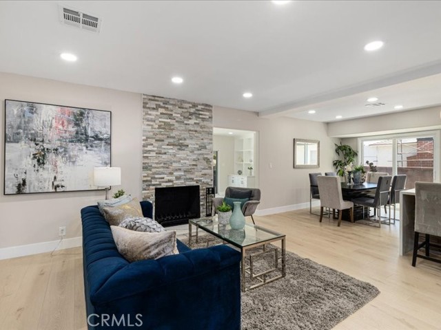 4609 Highgrove Avenue, Torrance CA: https://media.crmls.org/medias/842c4b88-b3db-4fb6-8499-f90e5587e26a.jpg