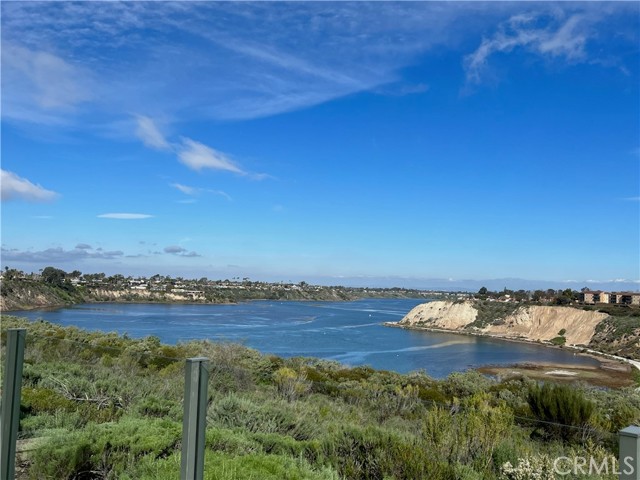 1435 High Bluff Drive, Newport Beach CA: https://media.crmls.org/medias/842d5fa1-db21-4202-8614-f18ed092671f.jpg