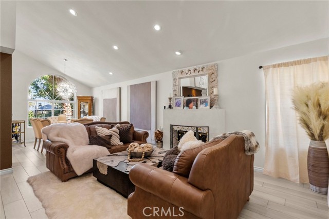 Image 2 of 44 For 7282 Woodvale Court