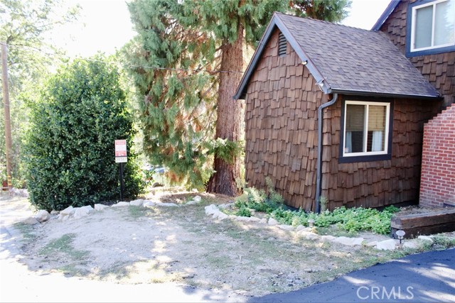 29387 Lake View Drive, Cedar Glen CA: https://media.crmls.org/medias/842e671c-5739-46cf-a8f2-29a2b8e28b38.jpg