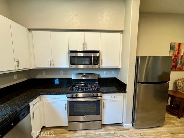 1968 Baxter Lane, Upland CA: https://media.crmls.org/medias/842eb04e-9056-46e1-b909-e0c25b530069.jpg