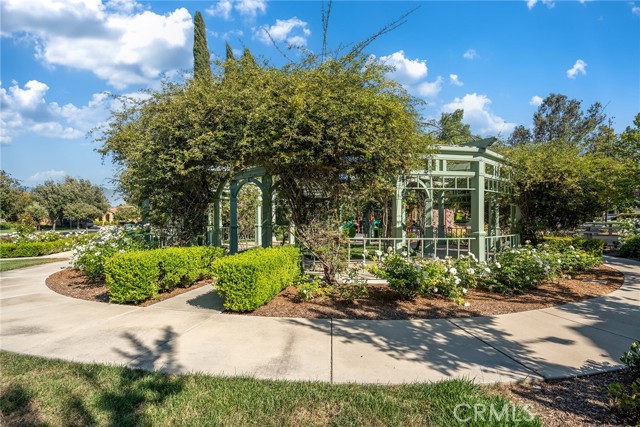 7265 Enclave Drive, Eastvale CA: https://media.crmls.org/medias/842f1967-e5c6-48cd-9eb9-6882d0719c9a.jpg