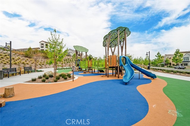 Detail Gallery Image 64 of 75 For 1306 Roots Way, Rancho Mission Viejo,  CA 92694 - 4 Beds | 3 Baths