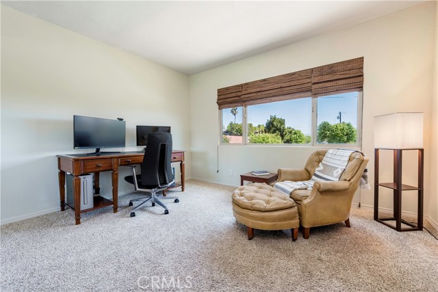 1335 Crestview Avenue, Seal Beach CA: https://media.crmls.org/medias/84300f95-007c-4dec-86a9-4c0ed73bfa00.jpg